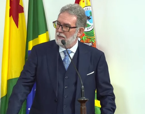 Desembargador Luís Camolez diz emocionado que crianças são prioridades para o Judiciário acreano